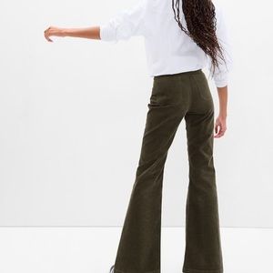 GAP 70s flare green corduroy jeans